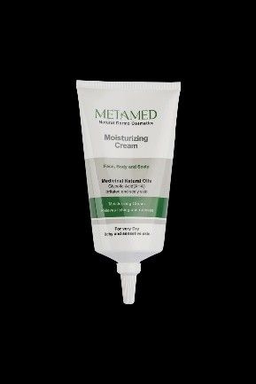 كرم مرطوب كننده مناسب پوست خشك متامد